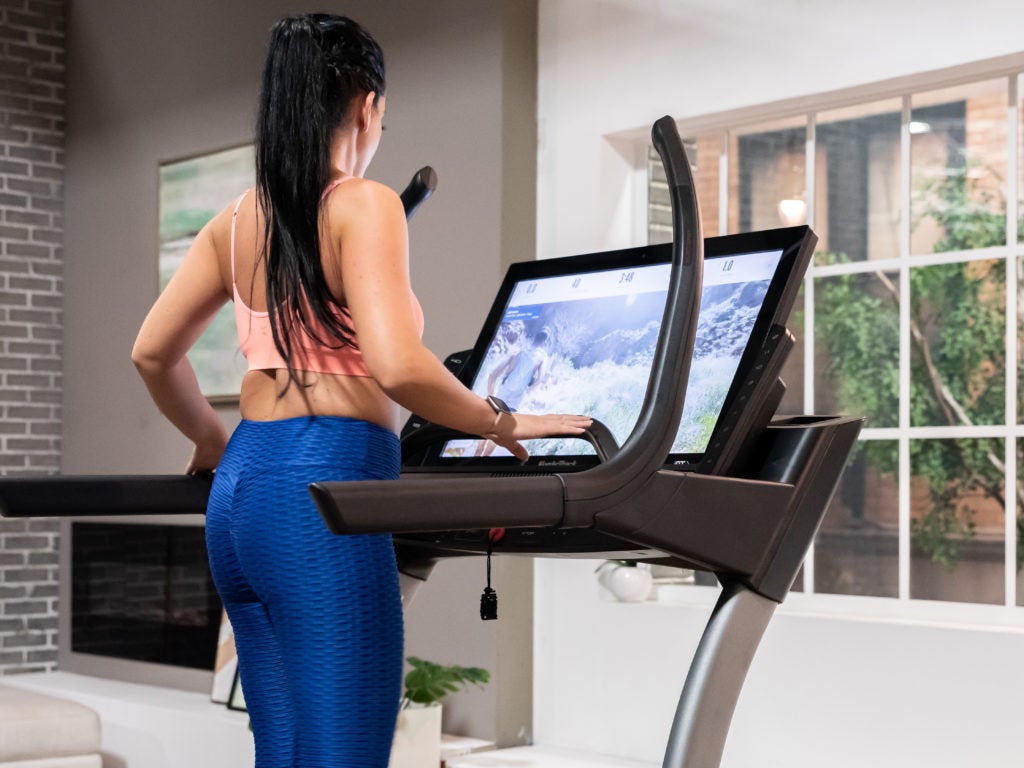 NordicTrack X32i 32-Inch Touchscreen iFit Workout